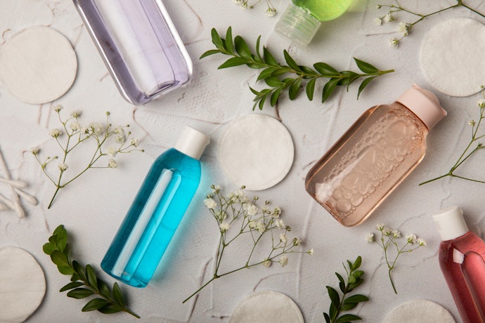 Kandungan soothing agent dapat menenangkan kulit yang mengalami iritasi
