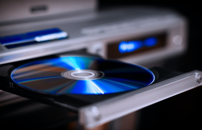 CD dan DVD, nyaman berkendara bersama keluarga dengan anak-anak