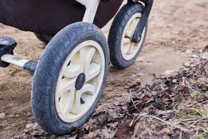 Ban berisi udara: Stroller lebih mudah dikemudikan