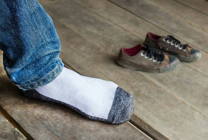 Bahan Coolmax: Mampu menyerap kelembapan dan cepat kering