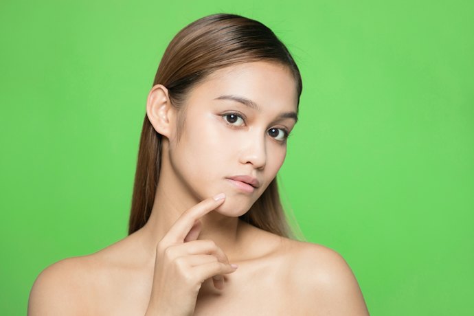 Tipe stain dan tint, untuk kulit normal cenderung berminyak