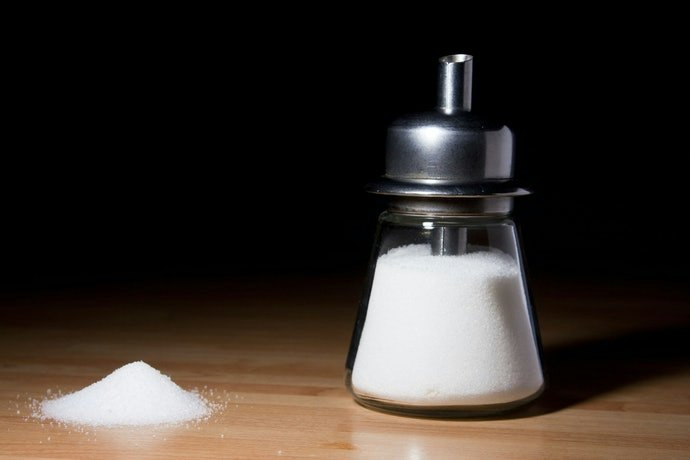 Tipe dispenser: Cukup dimiringkan, gula akan keluar dengan mudah