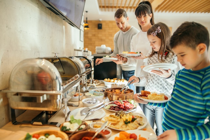 Breakfast: Tak perlu repot sarapan di luar hotel
