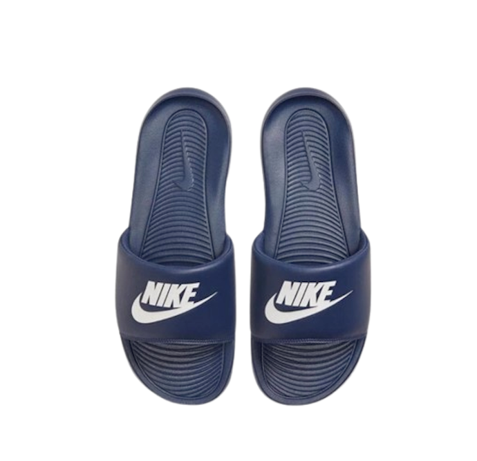 Nike: Footbed-nya diklaim mampu menjaga kenyamanan kaki selama menggunakan sandal