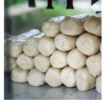 Pempek lenjer, sederhana sekaligus tetap banyak diminati