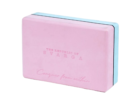 The Republic of Svarga, yoga block makin menarik dengan dua warna dalam satu balok