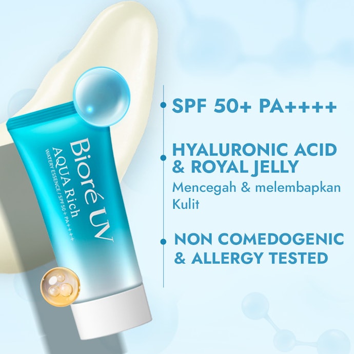 Kulit kering: Pilih sunscreen bertekstur krim dengan pelembap seperti ceramide atau hyaluronic acid