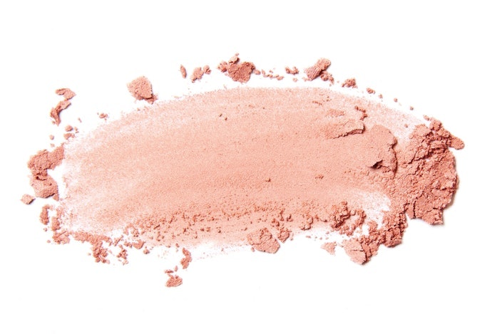 Warna beige, untuk kesan menyatu dengan kulit