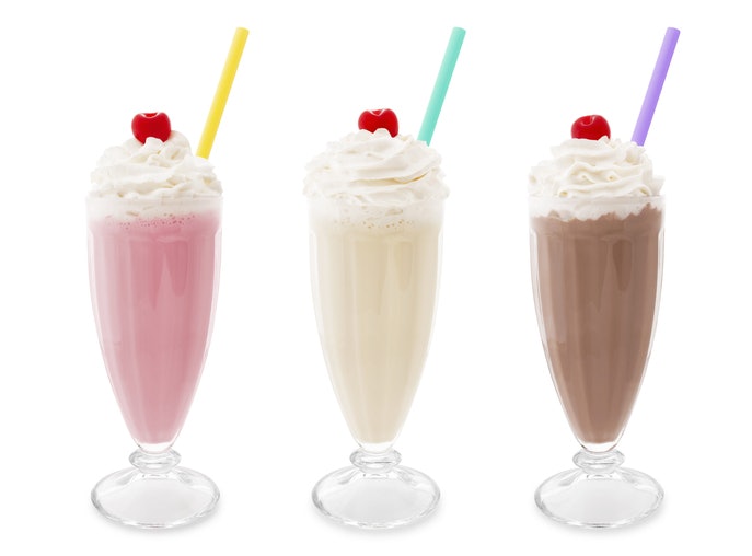 Whipped cream cair, mudah dikocok untuk konsistensi yang diinginkan