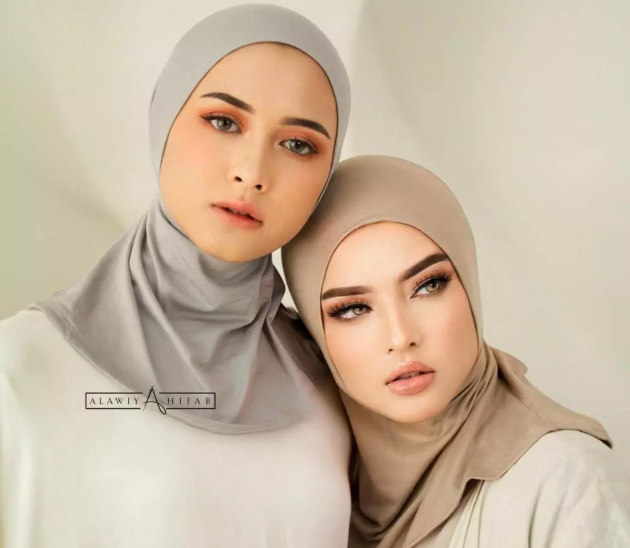 Model ninja underscarf: Menutupi dengan sempurna hingga ke bagian leher