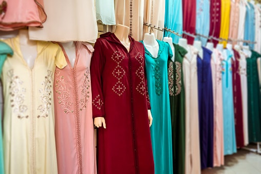 Gamis, menciptakan kesan anggun dan girly