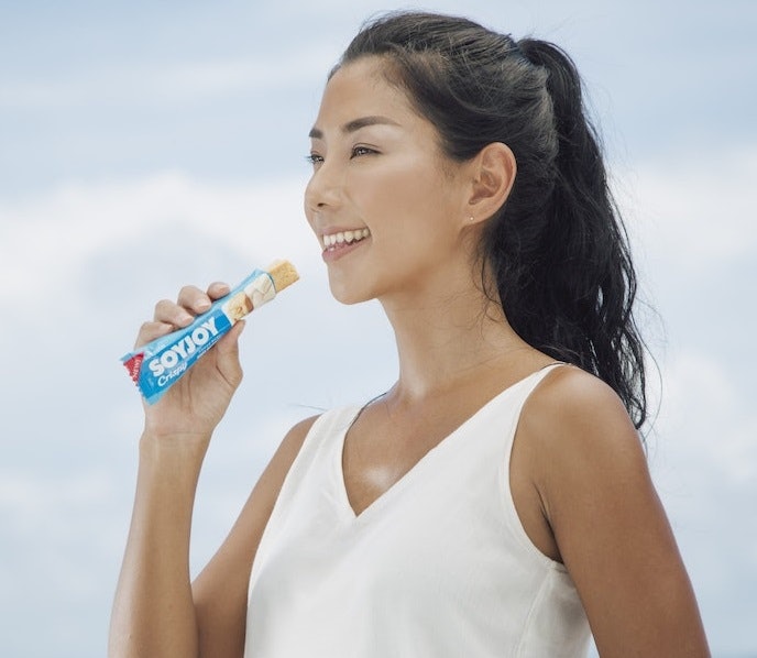 Jumlah kalori snack bars: Disesuaikan dengan kebutuhan harian