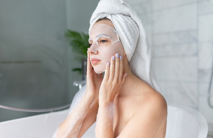 Sheet mask, melembapkan kulit secara lebih praktis