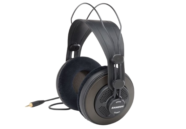 Headphone dengan housing open-back dapat dipertimbangkan untuk suara yang lebih natural dan realistis