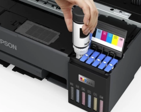 Untuk cetak foto dan grafis, utamakan printer ink tank dengan tinta 6 warna