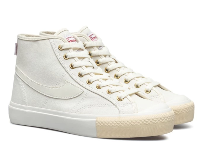 Compass: Brand sepatu lokal Bandung yang terkenal dengan seri Gazelle-nya