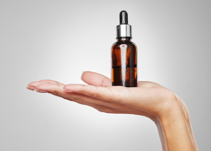 Opsi perawatan lainnya: Serum atau toner retinol