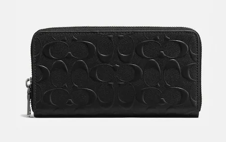Large wallet: Bisa menampung banyak item, bahkan handphone