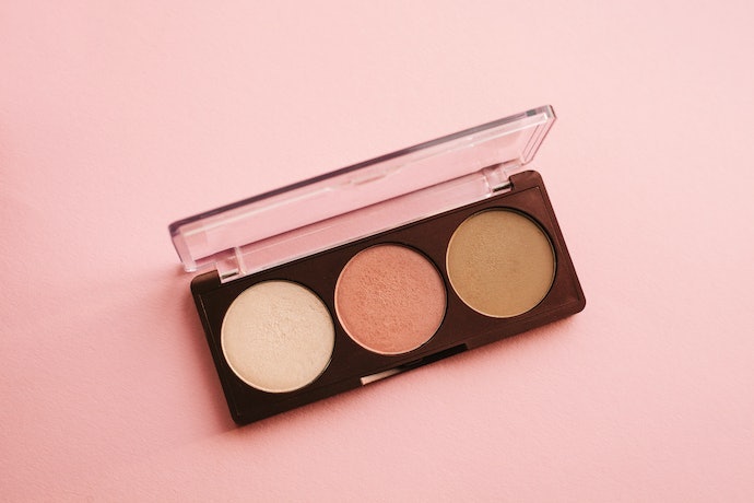 Shading powder, hasilnya natural dan cocok untuk pemula