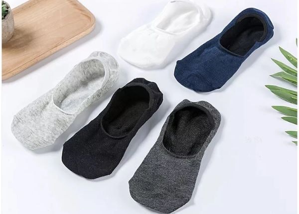 No show socks: Untuk style yang lebih minimalis dan trendy