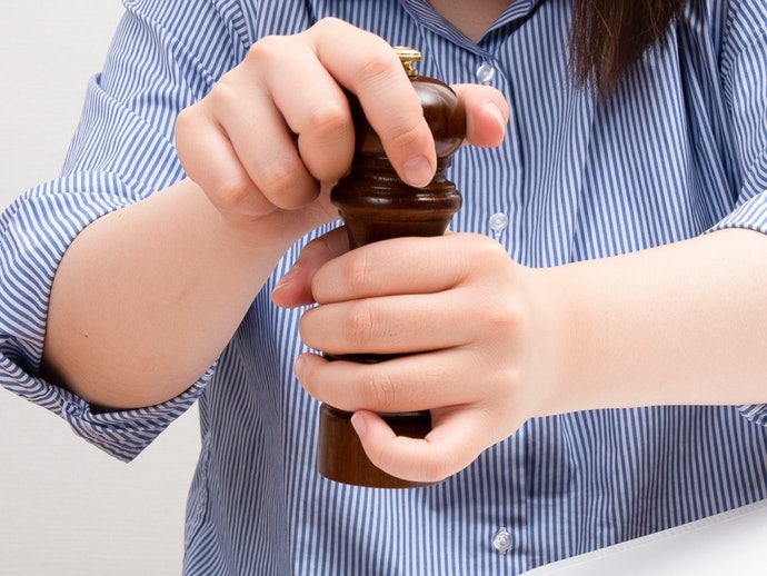 Fill and twist: Dapat menyesuaikan jumlah lada yang dibutuhkan