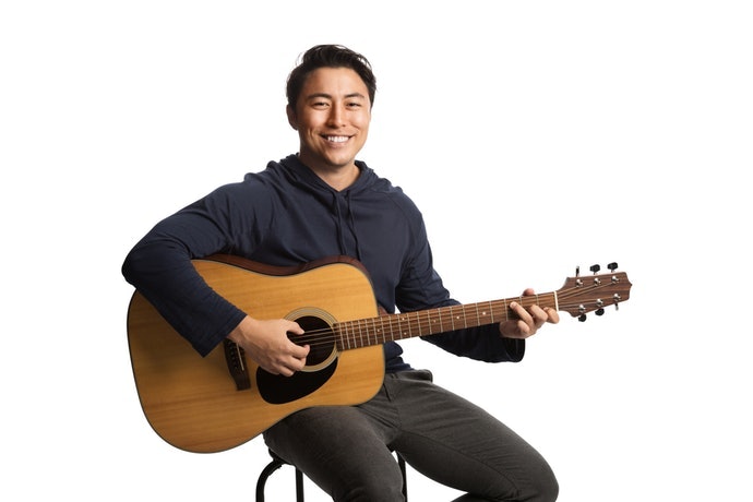 Tipe dreadnought, gitar ukuran standar untuk beragam jenis musik