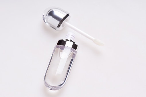 Jenis kemasan: Berbentuk tube, stick, atau botol dengan aplikator