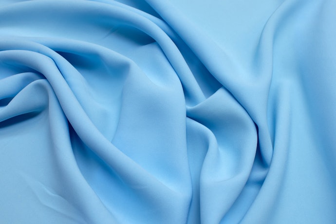 Rayon: Tidak mudah kusut dengan tekstur yang lembut