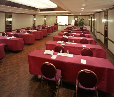 Meeting room, alternatif untuk keperluan bisnis dan pekerjaan Anda