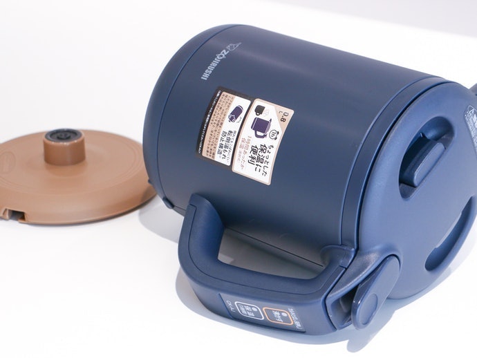 Fitur keamanan: Insulation wall, safety lock, hingga boil-dry protection