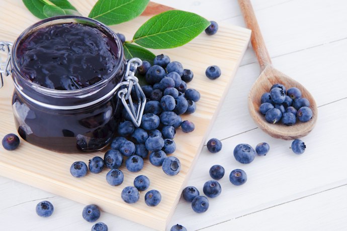 Selai blueberry bertekstur jelly, untuk rasa lebih lembut dan tampilan clean