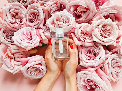 Longevity: Keawetan parfum saat dipakai