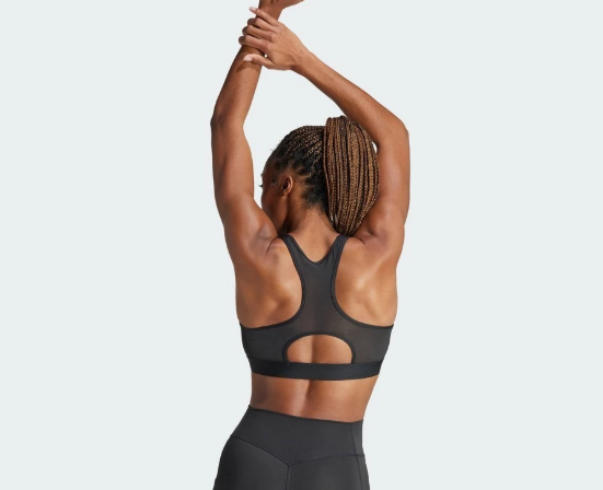 Racerback, pamerkan hasil workout Anda
