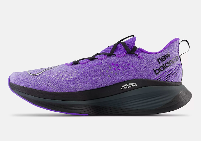 Men's Racing Flats, menghasilkan rebound yang lebih cepat
