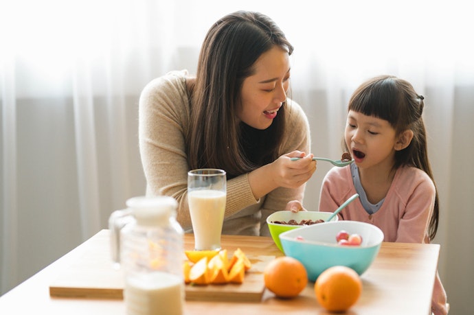 Namun, jika anak susah makan, cari susu penambah BB dan nafsu makan yang mengandung temulawak atau minyak ikan