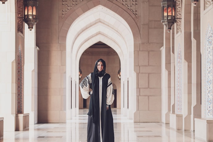 Abaya hitam kombinasi, ciptakan tampilan yang adorable