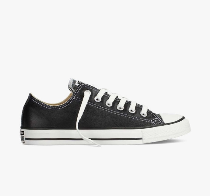 Low top, memberikan kesan kasual dan easy going