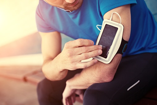 Periksa kapasitas dan kompartemennya