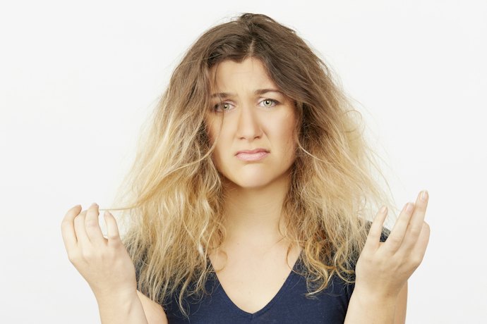 Untuk rambut kering, kusam, dan mengembang: Minyak tumbuhan dan panthenol