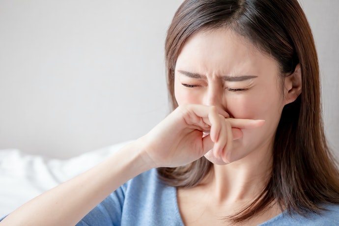 Permen dengan herbal tertentu: Bantu atasi tenggorokan kering dan radang
