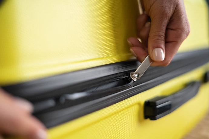 Double coil zipper: Ritsleting lebih rapat dan tahan tusukan