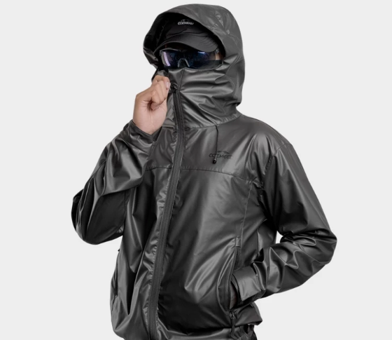 Waterproof: Mencegah tubuh basah yang bisa berujung pada hipotermia