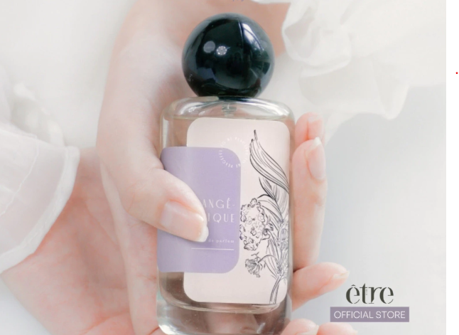 Jika Anda ingin terkesan kalem, feminin, dan profesional, pertimbangkan perpaduan musky dan powdery dengan light floral