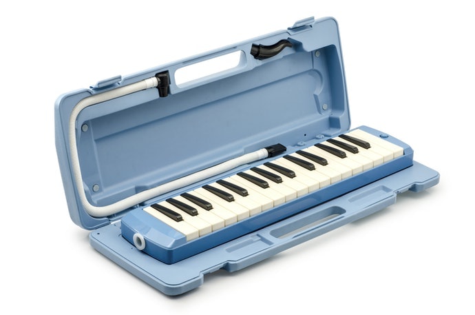 Hard case: Kokoh dan tetap aman bila terjatuh