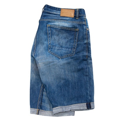 Loose dan relaxed fit: Nyaman saat aktif bergerak
