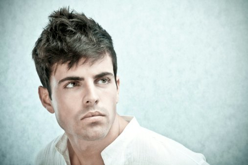 Rambut asli: Terlihat alami