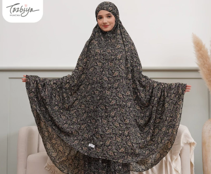 Two pieces: Tersedia banyak corak dan warna yang bisa dipilih