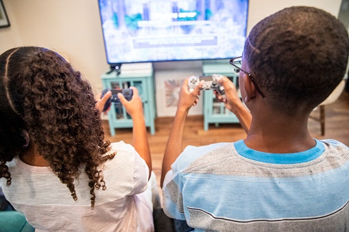 Offline multiplayer, bermain bersama dengan satu konsol