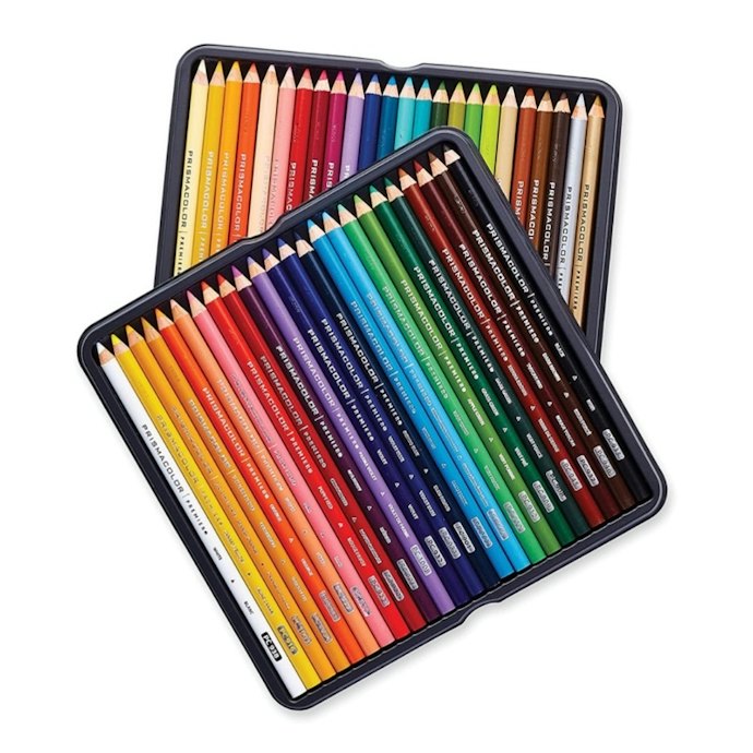 Jika Anda serius menggeluti ilustrasi, pertimbangkan pensil warna artist-grade dengan pigmen tinggi