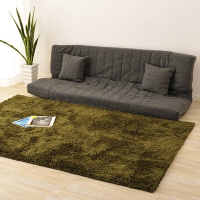 Sofa tiga seater, untuk Anda yang ingin berbaring